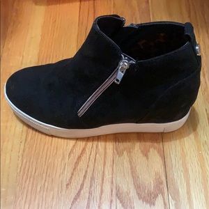 Steve Madden wedge sneaker sz 3 1/2